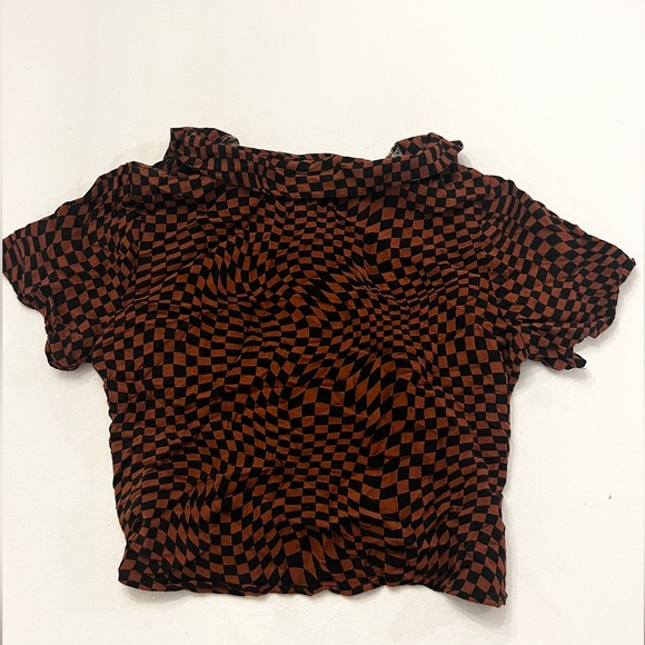Orange and black checkered polo crop top - Picture 2 of 2